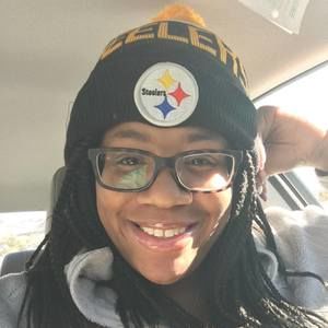 Meet your Posher, Tia